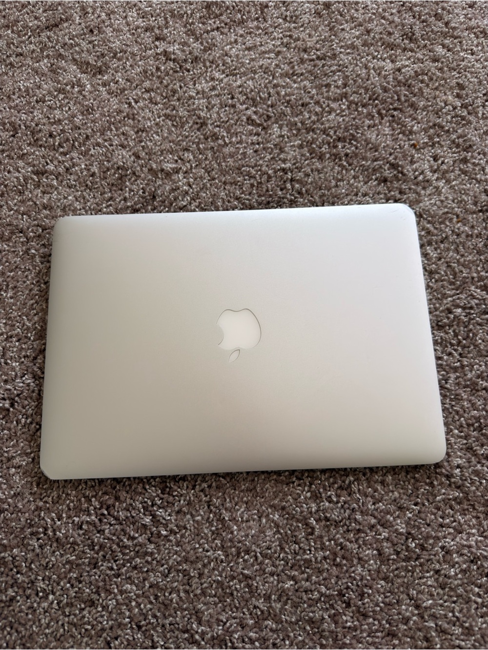 Apple Silver MacBook Laptop - Sleek Portable Performance